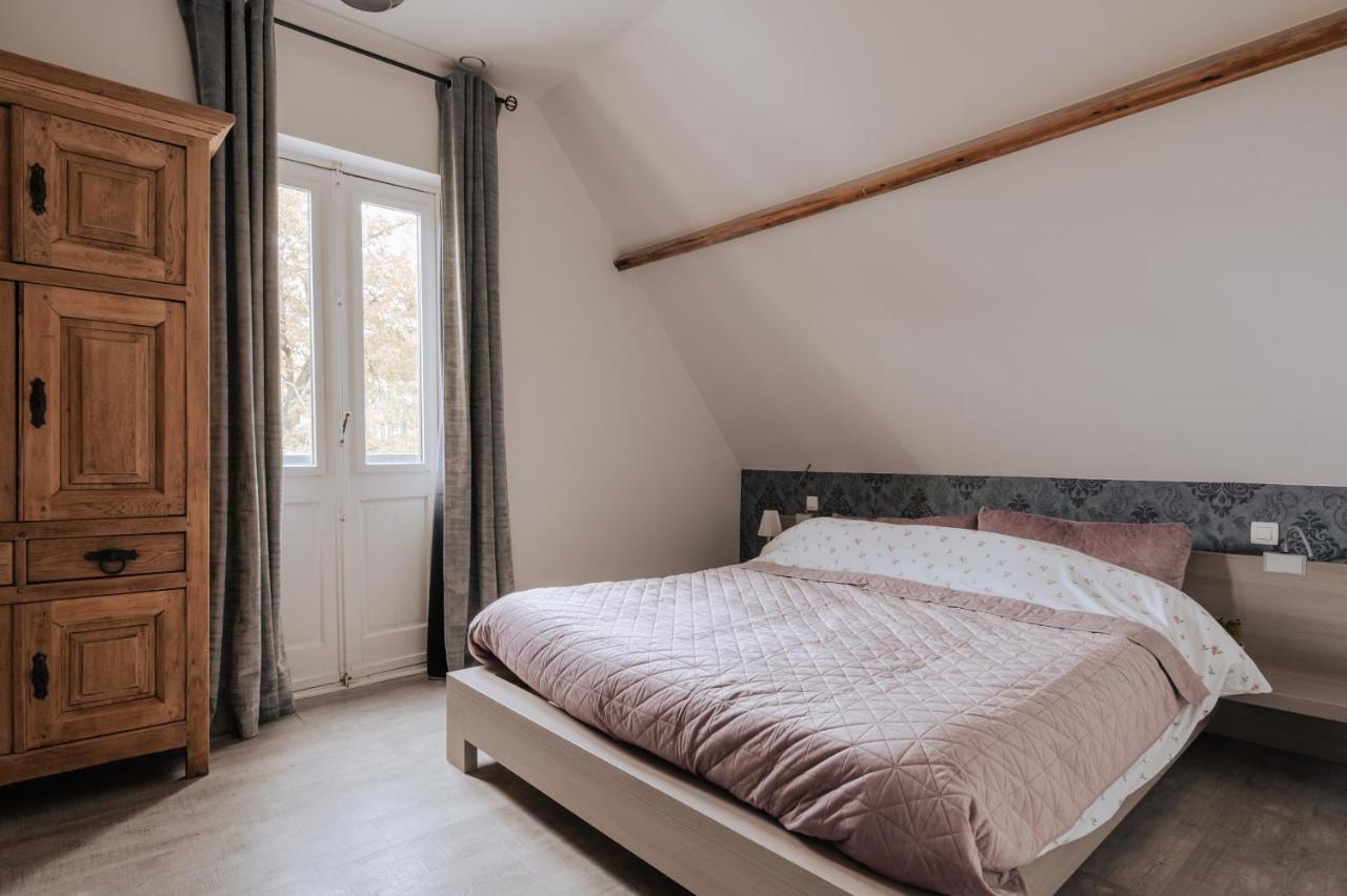 Amazing 2 Rooms Design Apartement Loft Ieper Bagian luar foto