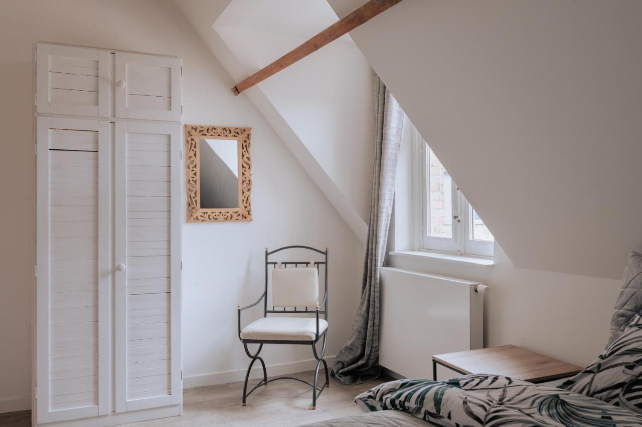 Amazing 2 Rooms Design Apartement Loft Ieper Bagian luar foto