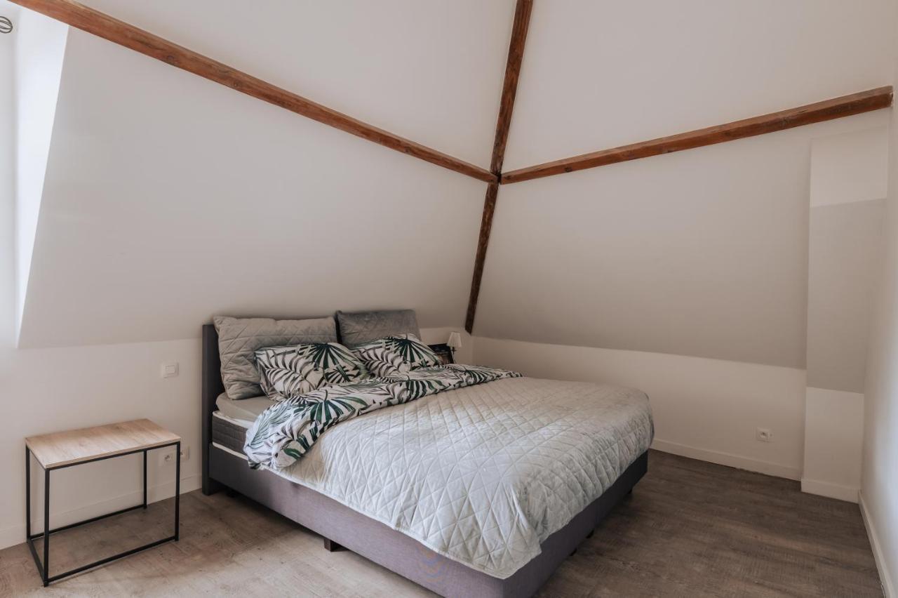 Amazing 2 Rooms Design Apartement Loft Ieper Bagian luar foto